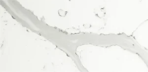 Кварцевый агломерат Avant Quartz в белом цвете с серыми вставками