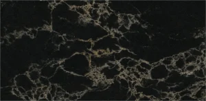 Композит кварца Caesarstone коллекции Supernatural в черном цвете с бежевыми вставками