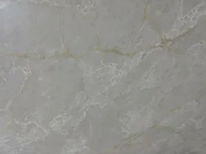 Композит кварца Ivory Lux от Stratos бежевого цвета